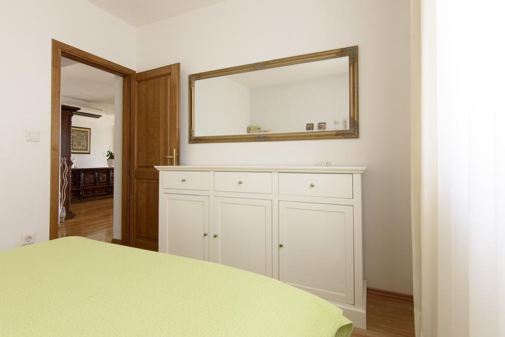شقة Basic Apartman زادار المظهر الخارجي الصورة